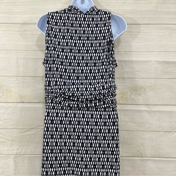 Vince Camuto Dress Blue White V Neck Sleeveless Maxi - Picture 8 of 16